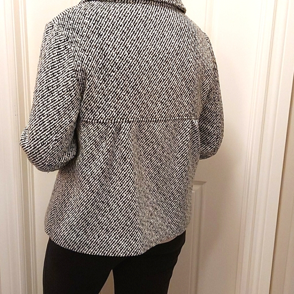 Jacket - Picture 4 of 5